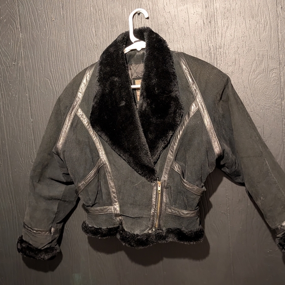 Adventure Bound Bomber Jacket - Picture 7 of 7